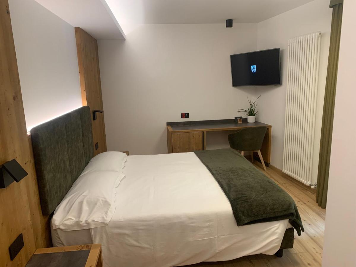 Ai Spiazzi Hotel Mezzocorona Buitenkant foto