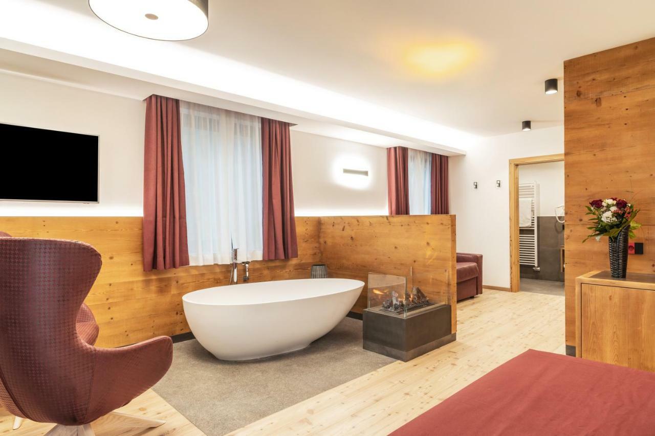 Ai Spiazzi Hotel Mezzocorona Buitenkant foto