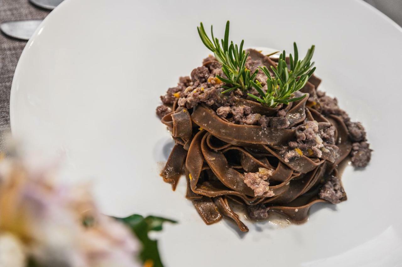 Ai Spiazzi Hotel Mezzocorona Buitenkant foto