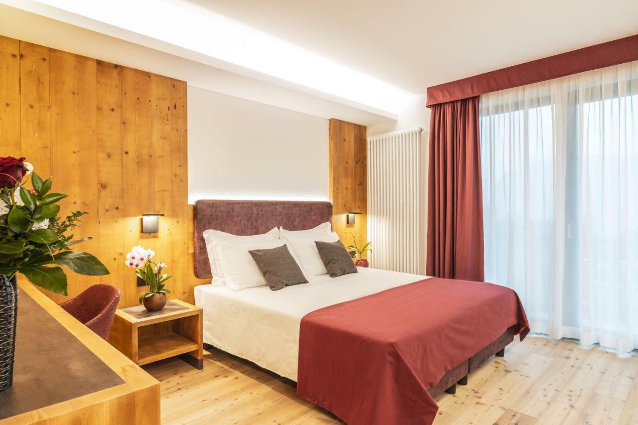 Ai Spiazzi Hotel Mezzocorona Buitenkant foto